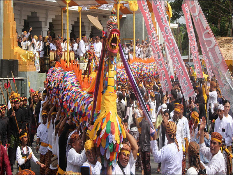 Festival Budaya Erau Kertanegara Warisan Kerajaan Kutai