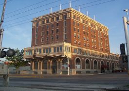 Downtown Muscatine Where River Heritage Meets Modern Living