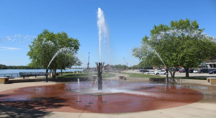 Mississippi Mist Fountain Turns Muscatine’s Riverfront into an Interactive Playground
