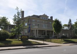 Red Barn Studio Series Exploring Color Techniques Workshop at Muscatine Art Center